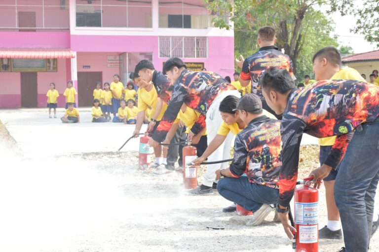 การฝึกปฏิบัติดับเพลิงขั้นต้นในสถานศึกษา