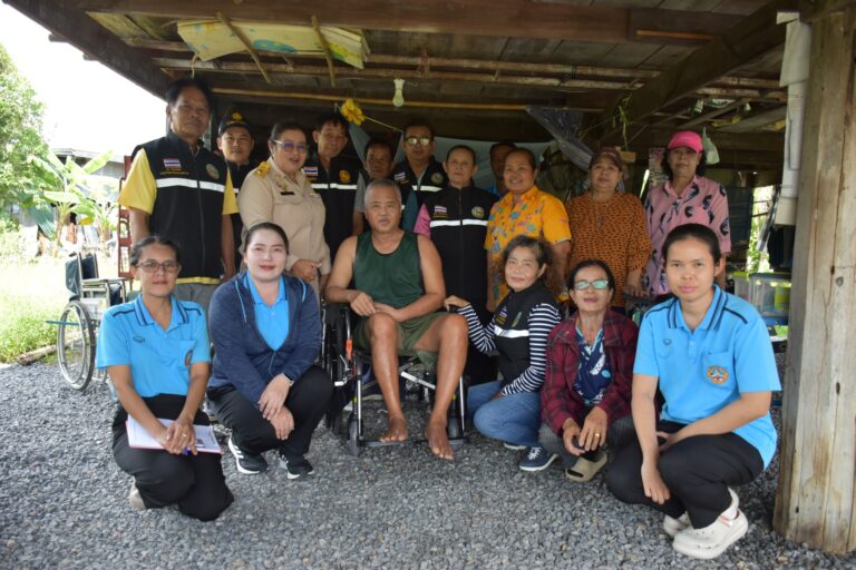 ลงพื้นที่มอบอุปกรณ์สำหรับคนพิการ ประเภทรถเข็นนั่ง (Wheelchair)